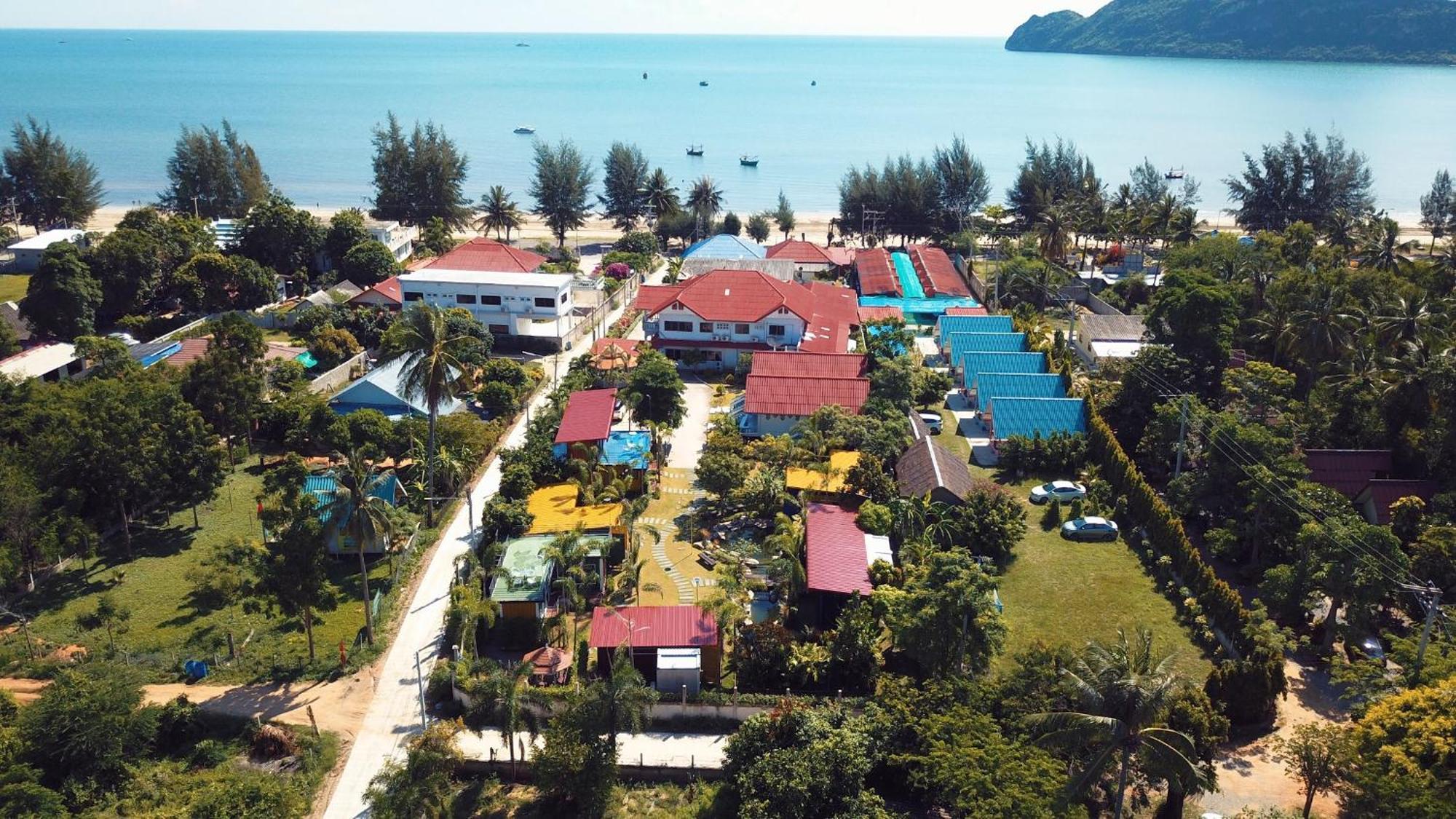 Beach Box At Pran Sam Roi Yot Ngoại thất bức ảnh